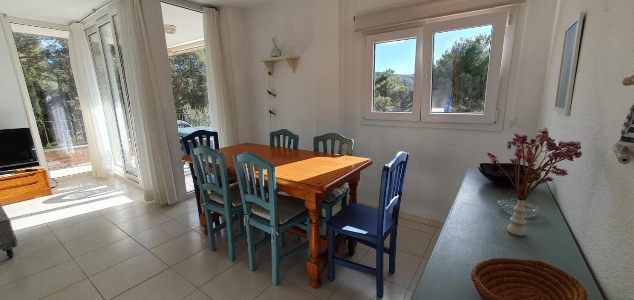 Precioso Apartamento Con Piscina En Tamariu Eksteriør billede